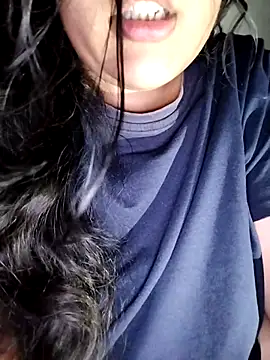 Annerae online show from November 2, 2025, 4:12 pm