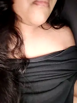 Annerae online show from September 26, 2025, 6:26 pm