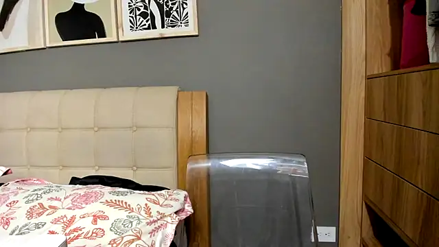 Snapshot of Ash_milk chatting on May 21, 2026, 2:09 am Ash milk online show from May 21, 2026, 2:09 am