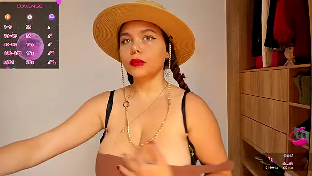 Snapshot of Ash_milk chatting on May 12, 2026, 1:39 pm Ash milk online show from May 12, 2026, 1:39 pm