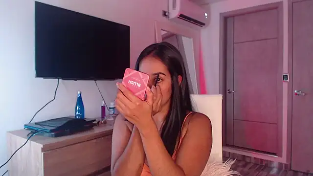 Brown skin11 online show from September 19, 2025, 8:35 pm