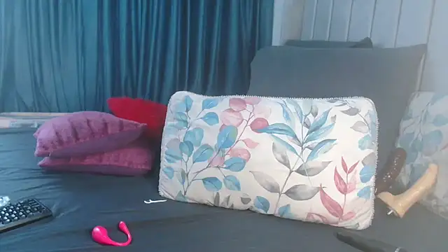 CummSavage online show from December 14, 2025, 4:40 am