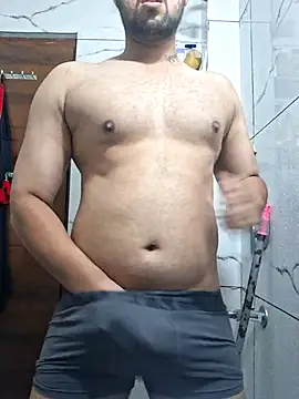 GYMBOY0071 online show from October 30, 2025, 7:33 pm