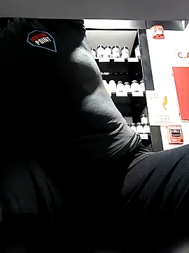 Gatubela212 online show from October 11, 2025, 12:22 am