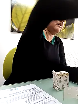 Gatubela212 online show from September 8, 2025, 2:49 pm