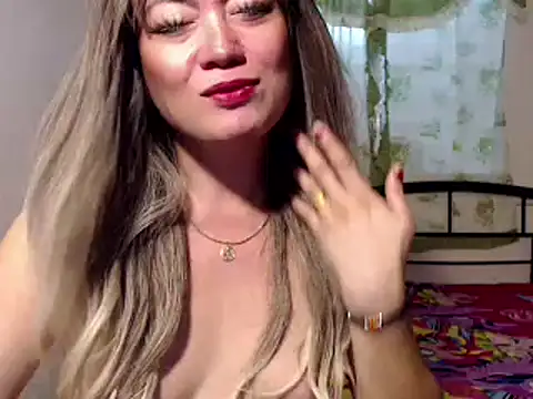 cum2mama online show from December 5, 2024, 7:43 am