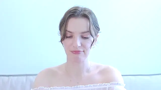 Beauty Alex online show from June 25, 2026, 3:26 am