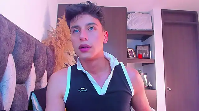 I Gabriel online show from January 1, 2025, 3:23 am