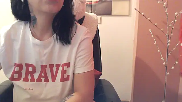 algodonyfresa online show from September 21, 2025, 1:44 am