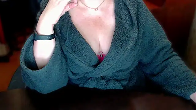 Snapshot of AlisaHot55 chatting on February 5, 2026, 4:58 pm AlisaHot55 online show from February 5, 2026, 4:58 pm