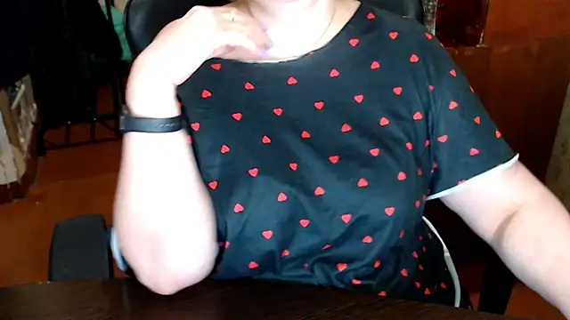 Snapshot of AlisaHot55 chatting on March 5, 2026, 2:35 pm AlisaHot55 online show from March 5, 2026, 2:35 pm