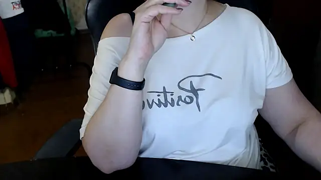 Snapshot of AlisaHot55 chatting on February 18, 2026, 12:01 pm AlisaHot55 online show from February 18, 2026, 12:01 pm