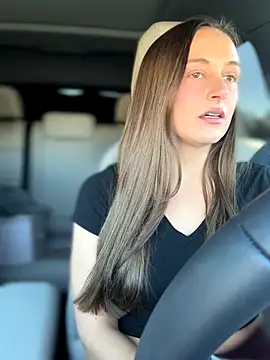 lunagirl13 online show from October 24, 2025, 8:08 pm