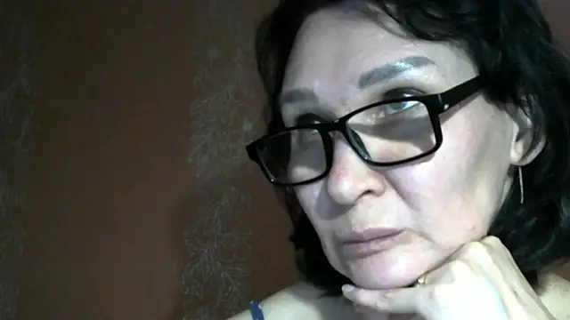 PrettyAndWild online show from July 25, 2026, 2:56 pm