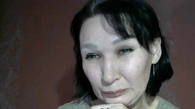 PrettyAndWild online show from May 10, 2026, 1:04 pm