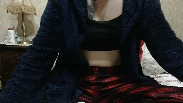 Snapshot of fabiolagg chatting on March 28, 2026, 4:02 am fabiolagg online show from March 28, 2026, 4:02 am