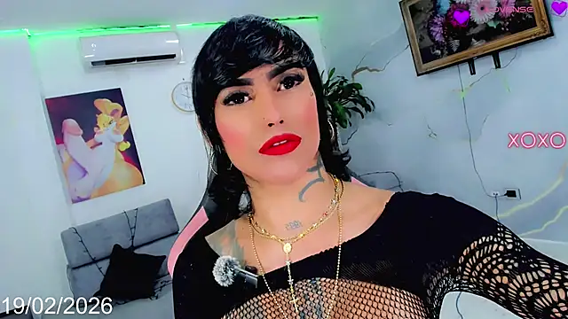 Nella Dolls online show from February 19, 2026, 6:38 pm