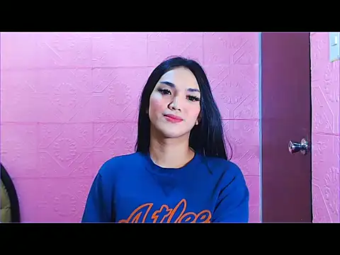 WONDERWOMAN2023 online show from October 4, 2025, 5:58 pm