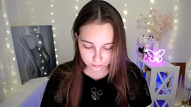 Snapshot of SweetPrincess_ chatting on June 15, 2026, 5:18 am SweetPrincess online show from June 15, 2026, 5:18 am