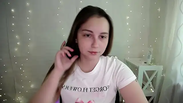 Snapshot of SweetPrincess_ chatting on May 8, 2026, 5:33 am SweetPrincess online show from May 8, 2026, 5:33 am