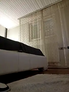 TamaraSavage online show from January 17, 2025, 12:31 pm