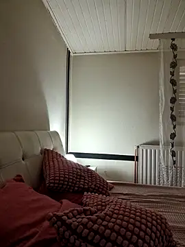 TamaraSavage online show from March 4, 2025, 9:29 am