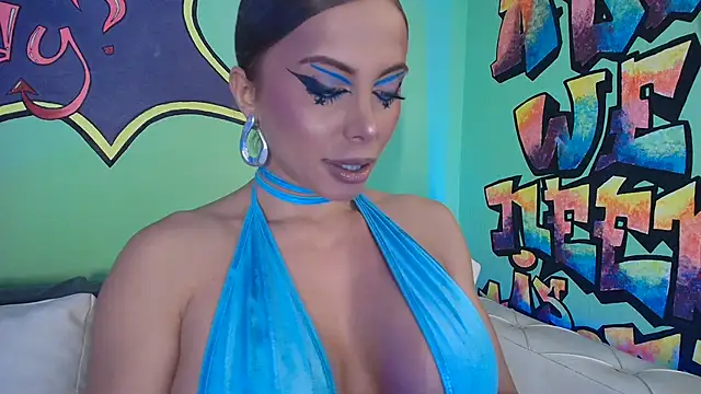 TamaraSavage online show from September 30, 2025, 8:31 am