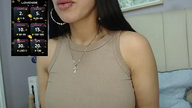 Snapshot of amy_le01 chatting on March 19, 2025, 1:29 pm amy le01 online show from March 19, 2025, 1:29 pm