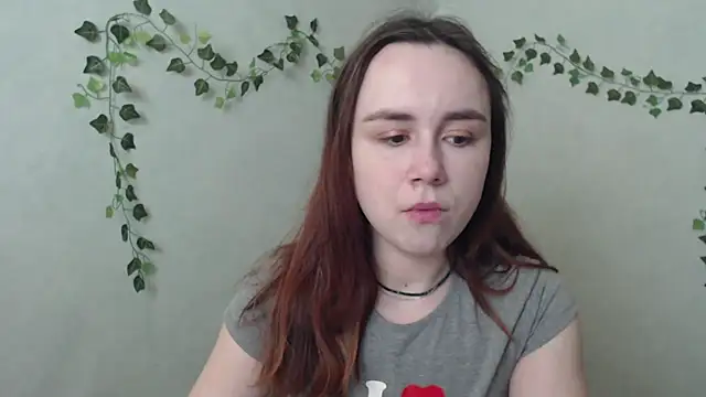 Snapshot of VeryVeryVeryShy_ chatting on March 21, 2026, 7:42 am VeryVeryVeryShy online show from March 21, 2026, 7:42 am