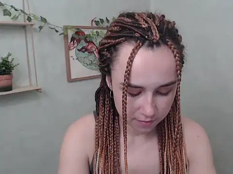 Snapshot of VeryVeryVeryShy_ chatting on May 12, 2026, 5:59 am VeryVeryVeryShy online show from May 12, 2026, 5:59 am