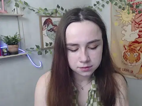 VeryVeryVeryShy  online show from April 27, 2026, 5:27 am