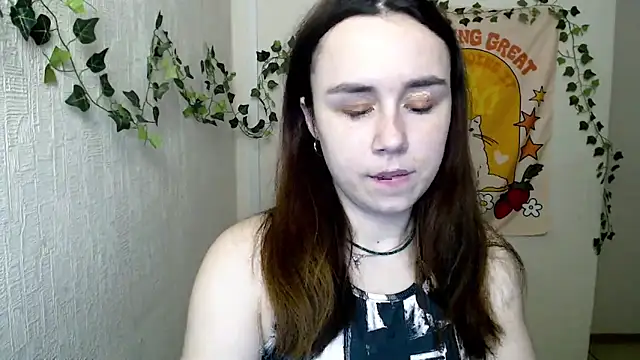 Snapshot of VeryVeryVeryShy_ chatting on March 2, 2026, 6:58 am VeryVeryVeryShy online show from March 2, 2026, 6:58 am