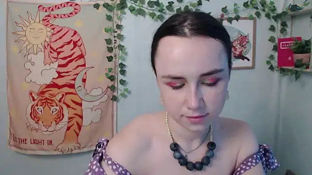 Snapshot of VeryVeryVeryShy_ chatting on July 27, 2026, 5:36 am VeryVeryVeryShy online show from July 27, 2026, 5:36 am