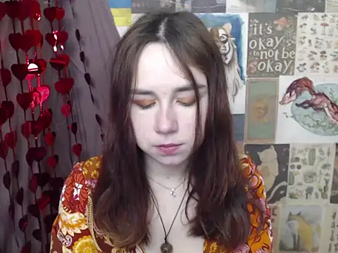 Snapshot of VeryVeryVeryShy_ chatting on February 9, 2026, 6:33 am VeryVeryVeryShy online show from February 9, 2026, 6:33 am