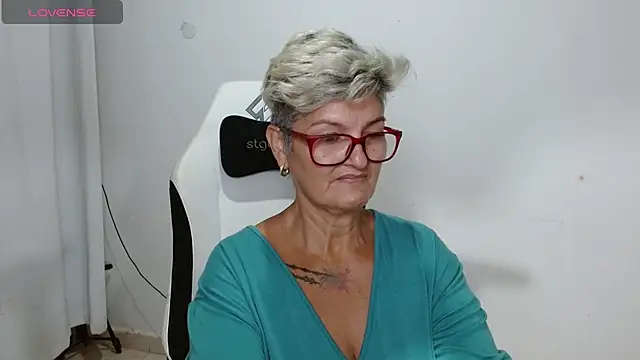 bety-cum2 online show from June 9, 2026, 12:28 pm