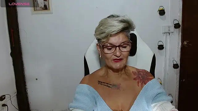 bety-cum2 online show from June 21, 2026, 10:54 am