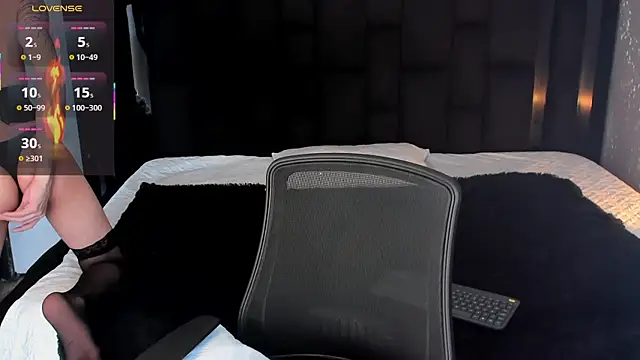 AndyWiilliams online show from October 23, 2025, 9:02 pm