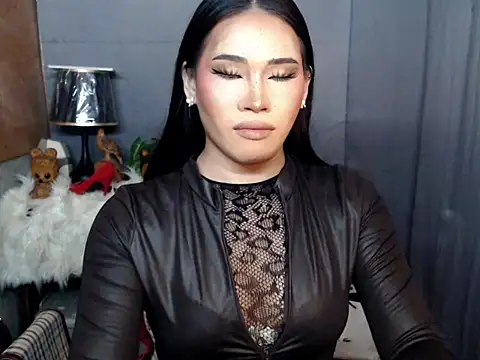 Snapshot of Ur_Fantastic_Lina chatting on March 19, 2026, 3:01 pm Ur Fantastic Lina online show from March 19, 2026, 3:01 pm