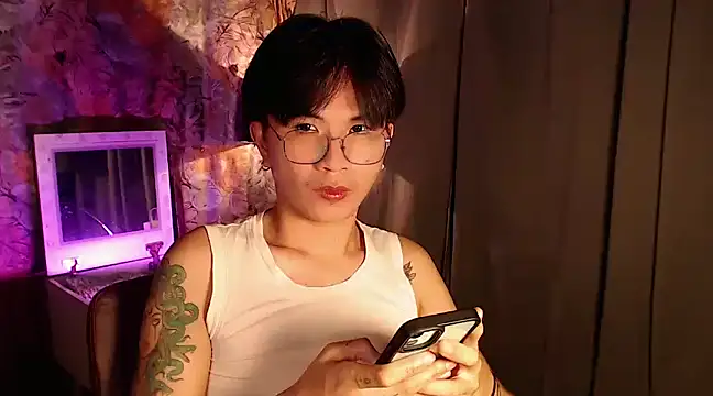 Snapshot of Sexy_Handsome_Drex chatting on January 20, 2025, 11:56 am Sexy Handsome Drex online show from January 20, 2025, 11:56 am