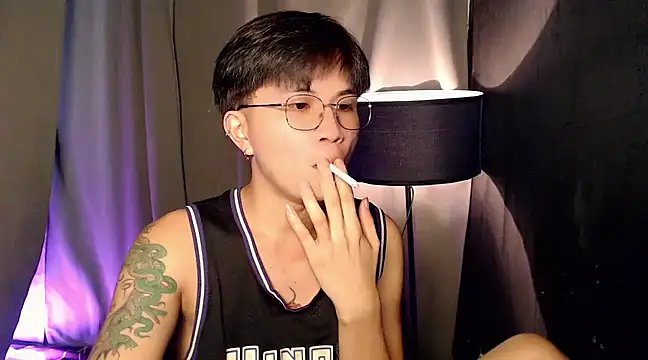 Snapshot of Sexy_Handsome_Drex chatting on March 22, 2025, 9:13 am Sexy Handsome Drex online show from March 22, 2025, 9:13 am