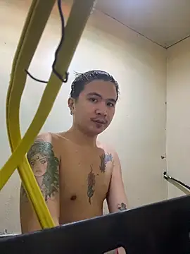 Snapshot of Sexy_Handsome_Drex chatting on February 28, 2026, 6:24 am Sexy Handsome Drex online show from February 28, 2026, 6:24 am