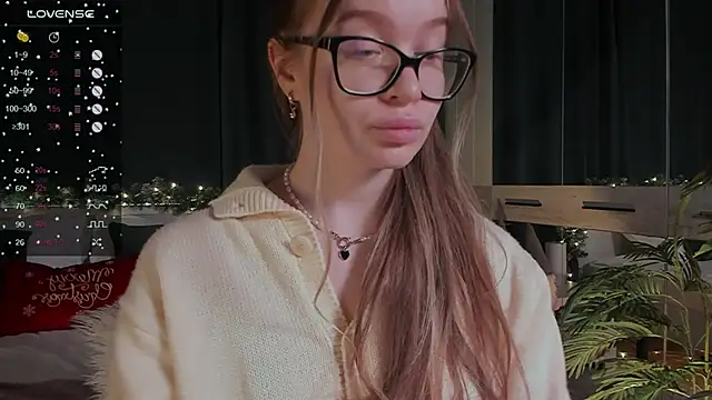 Virtual Girll online show from December 23, 2024, 5:43 pm