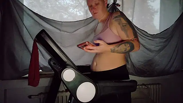 wetgerman 2 online show from November 6, 2025, 6:17 am