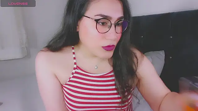 Snapshot of MERA_arab chatting on October 20, 2025, 11:38 pm MERA arab online show from October 20, 2025, 11:38 pm