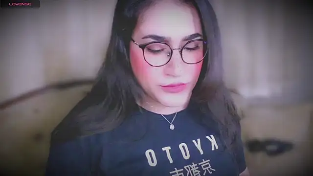 Snapshot of MERA_arab chatting on February 8, 2025, 11:55 pm MERA arab online show from February 8, 2025, 11:55 pm