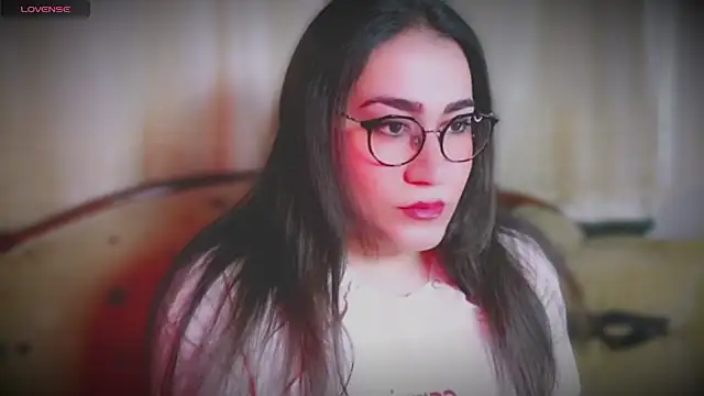 Snapshot of MERA_arab chatting on February 1, 2025, 12:04 pm MERA arab online show from February 1, 2025, 12:04 pm