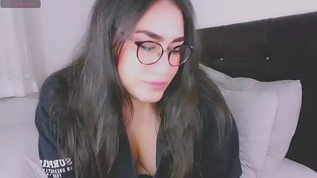 Snapshot of MERA_arab chatting on October 5, 2025, 9:38 pm MERA arab online show from October 5, 2025, 9:38 pm