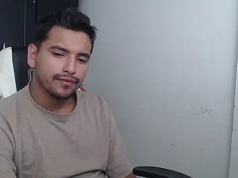 Snapshot of kylian_07 chatting on February 26, 2026, 6:30 pm kylian 07 online show from February 26, 2026, 6:30 pm