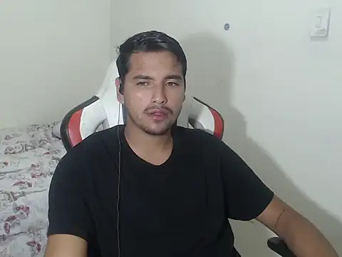 Snapshot of kylian_07 chatting on April 1, 2026, 2:35 am kylian 07 online show from April 1, 2026, 2:35 am