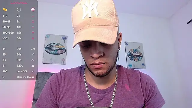 Bigcock 21cm  online show from December 5, 2024, 8:17 pm